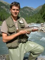 Urlaub für Naturlieber: Fischereitradition in Reinkultur erleben Sie im hoteleigenen Fischwasser. Hier wird der Traum vom Fliegenfischen Wirklichkeit:   4 Übernachtungen mit Halbpension und Jesacherhof all inklusive3 x Tageskarte Fliegenfischen25 km hoteleigenes Fischerei-Revier