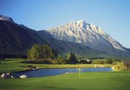 Sommer, Sonne, den Duft der Natur atmen - sich frei und unbeschwert fühlen im Natur Aktiv Gasthof Landhotel Jäger. Tolles Aktiv Programm inkl. gratis Golf Schnuppertag
