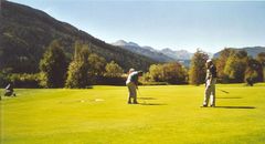 1 night/brkfst. and 1 greens fee incl. entry fee