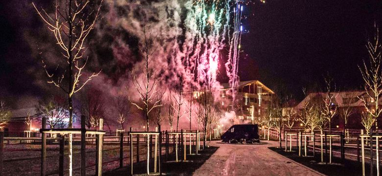 Familotel Bayerischer Wald ULRICHSHOF Nature · Family · Design: ...and a Happy New Year!