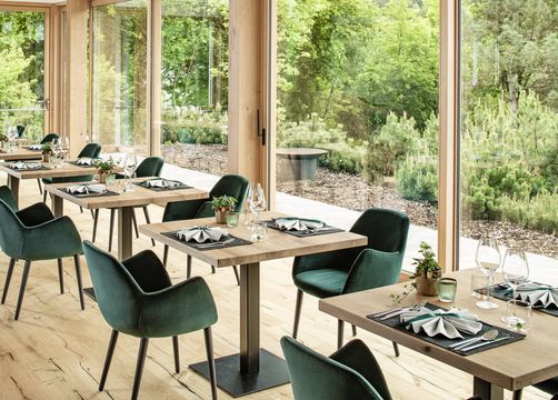 Tauber's Bio-Vitalhotel: Neuer Speisesaal - Tauber's Bio Vitalhotel, St. Sigmund, Pustertal, Trentino-Südtirol, Italien