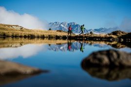 In fall, the Ahrn Valley presents itself in all its splendor, while the morning fog still covers the valley and the sun slowly rises over the mountain peaks. Enjoy colorful and unique autumn days, amidst wholesome nature, a pristine mountain landscape and at the heart of one of South Tyrol's most beautiful valleys - the Ahrn Valley.