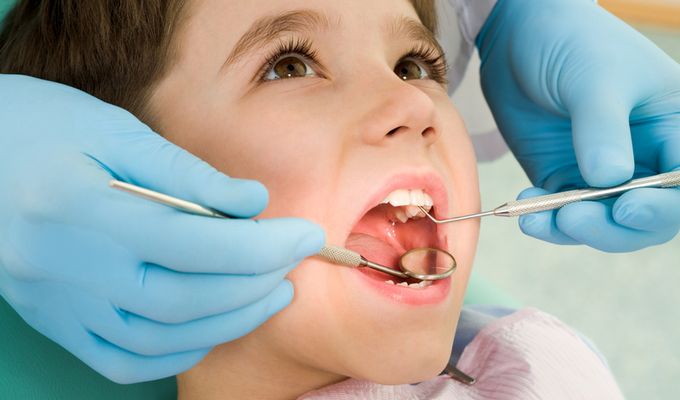 Zahnärztliche Prophylaxe für Kinder und Jugendliche