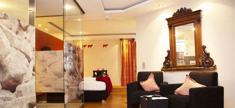 Berghotel Schlossanger Alp: Mittleres FELSENzimmer image #1